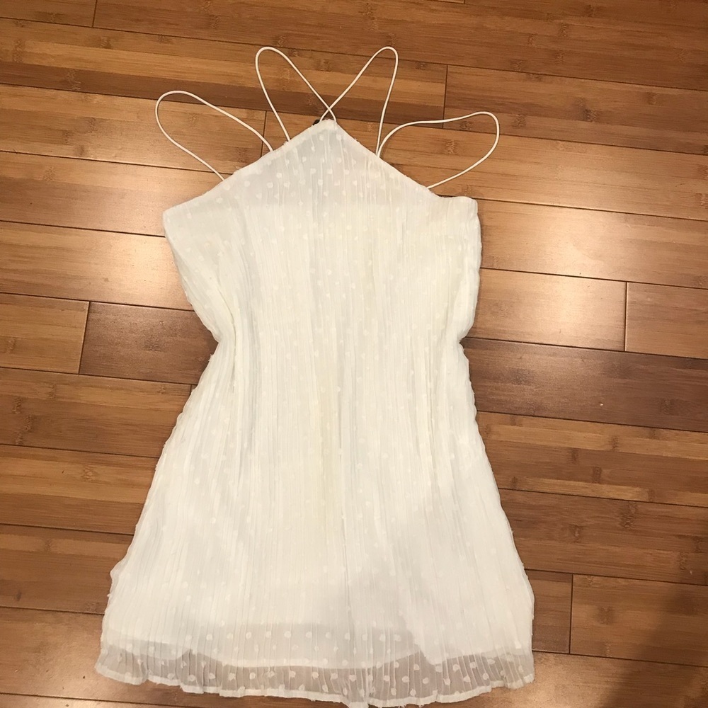 J.O.A. White sheer Short casual dress Sz 8 NWT - Picture 2 of 4